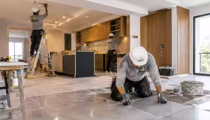 Renovación moderna en plena obra